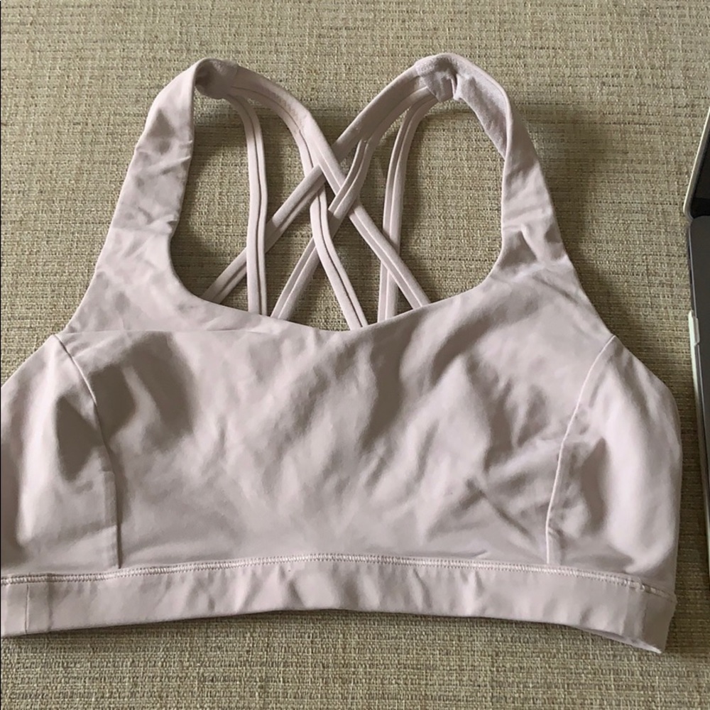 Lululemon free to be serene sports bra size 6